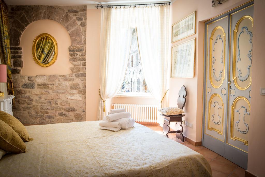Apartment Assisi Cattedrale Værelse billede